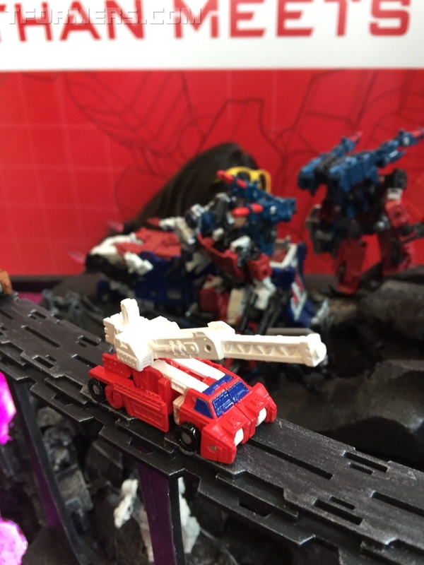 Sdcc 2018 Siege War For Cybertron Transformers Toys  (22 of 67)